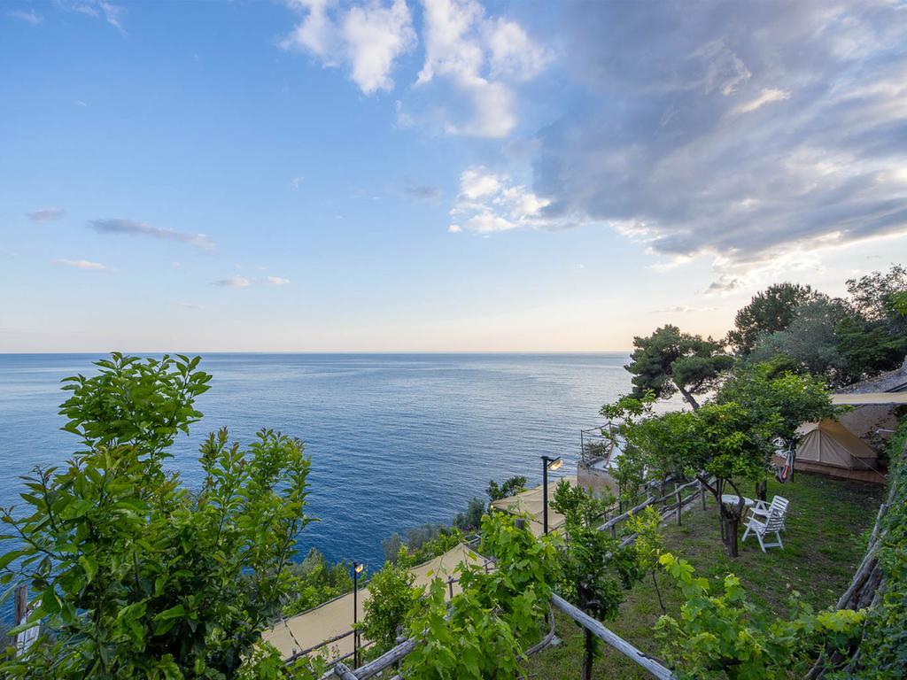 Cannaverde - Amalfi Coast Camp&Room Maiori Buitenkant foto