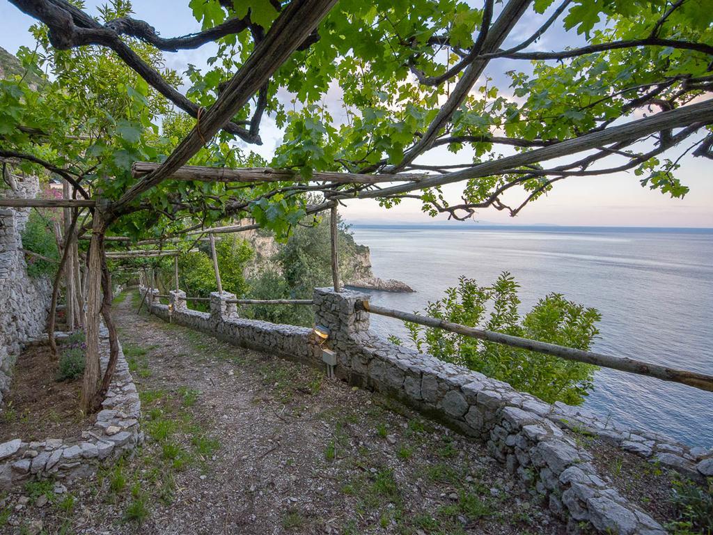 Cannaverde - Amalfi Coast Camp&Room Maiori Buitenkant foto